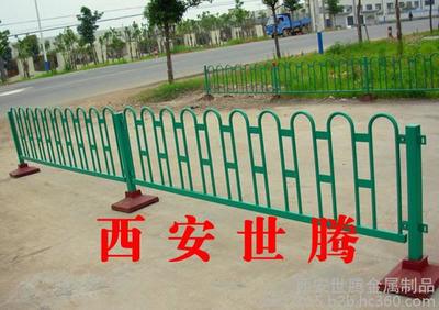 湖北武漢交通護(hù)欄廠家及京式道路護(hù)欄價格解析 | 西安世騰金屬制品有限責(zé)任公司